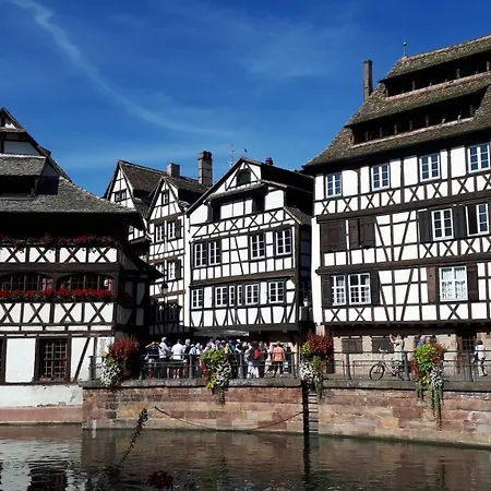 Apartment Le Saint-florent - Proche Centre, Chu, Zenith Et Gare Strasbourg