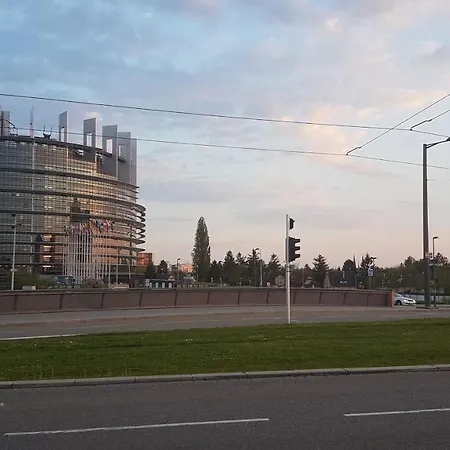 Daire Le Saint-florent - Proche Centre, Chu, Zenith Et Gare Strazburg